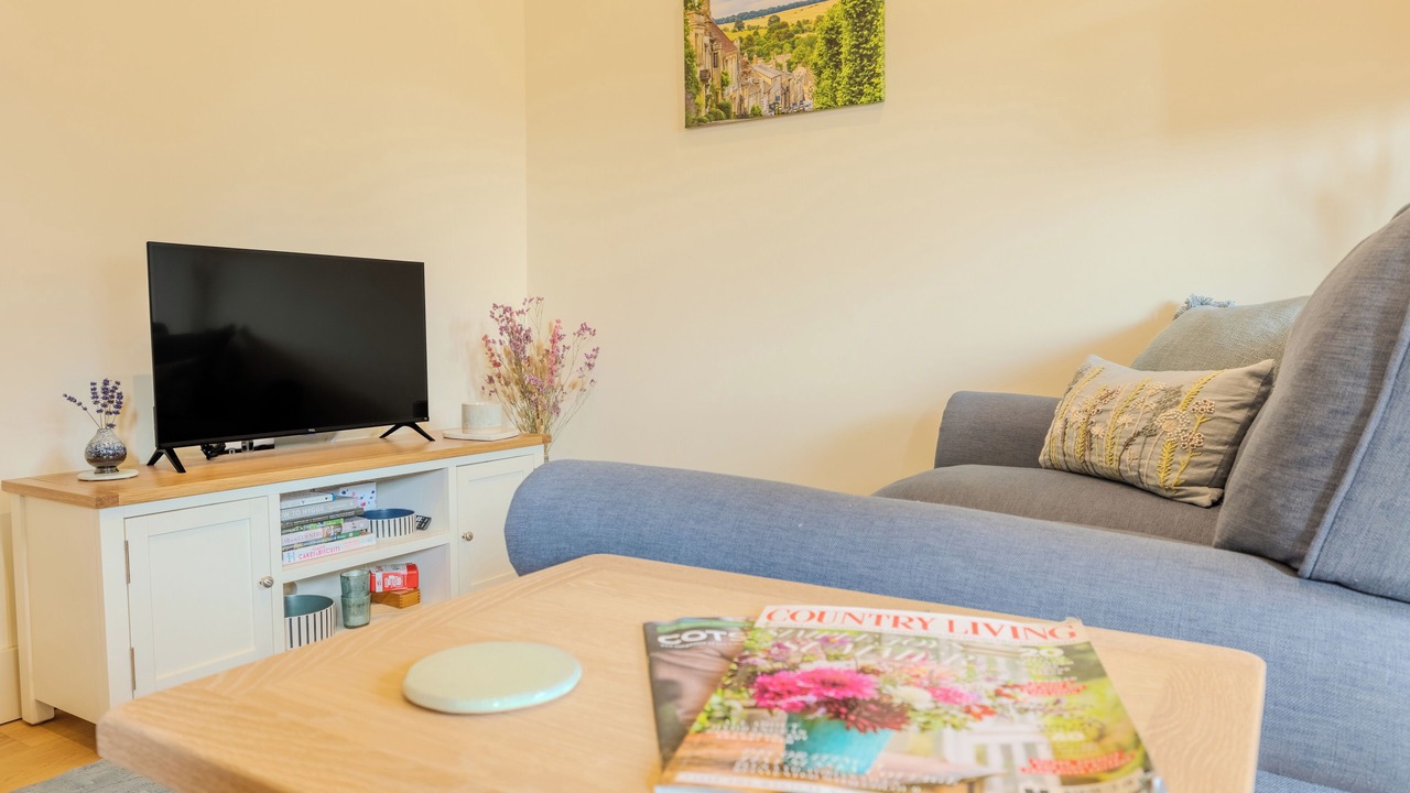 Photo of Livingroom in Burford