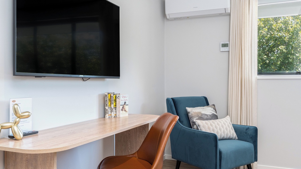 Photo of Others in Albany