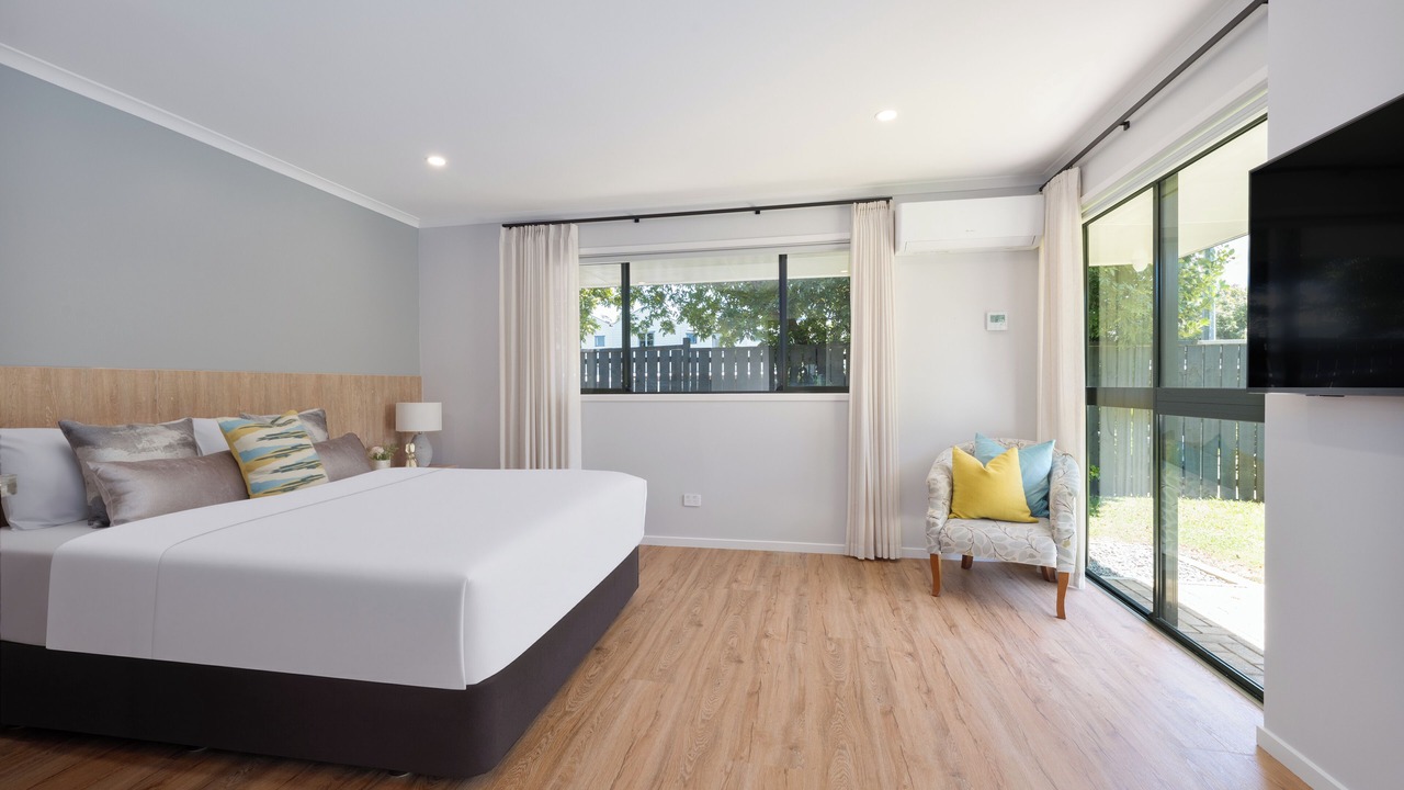 Photo of Others in Albany