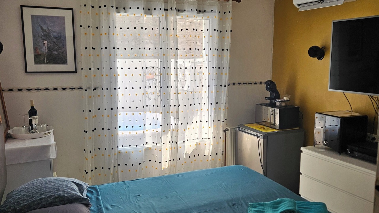 Photo of Bedroom in Lezignan-Corbieres