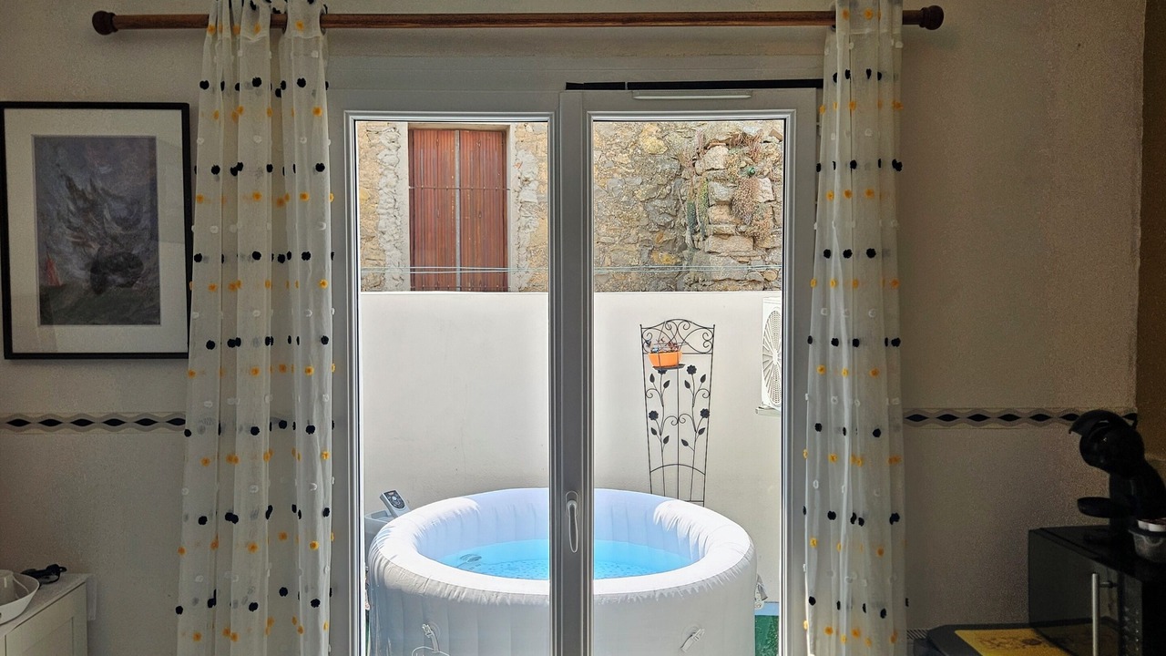 Photo of Bedroom in Lezignan-Corbieres