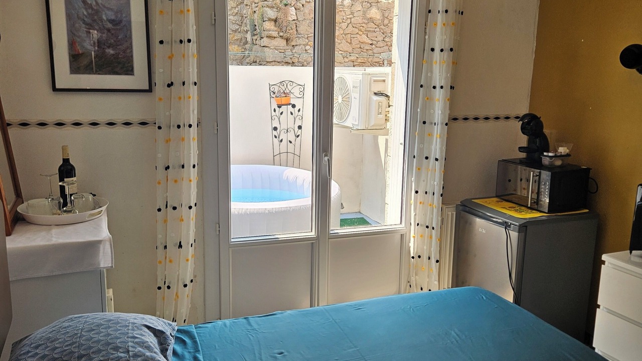 Photo of Bedroom in Lezignan-Corbieres