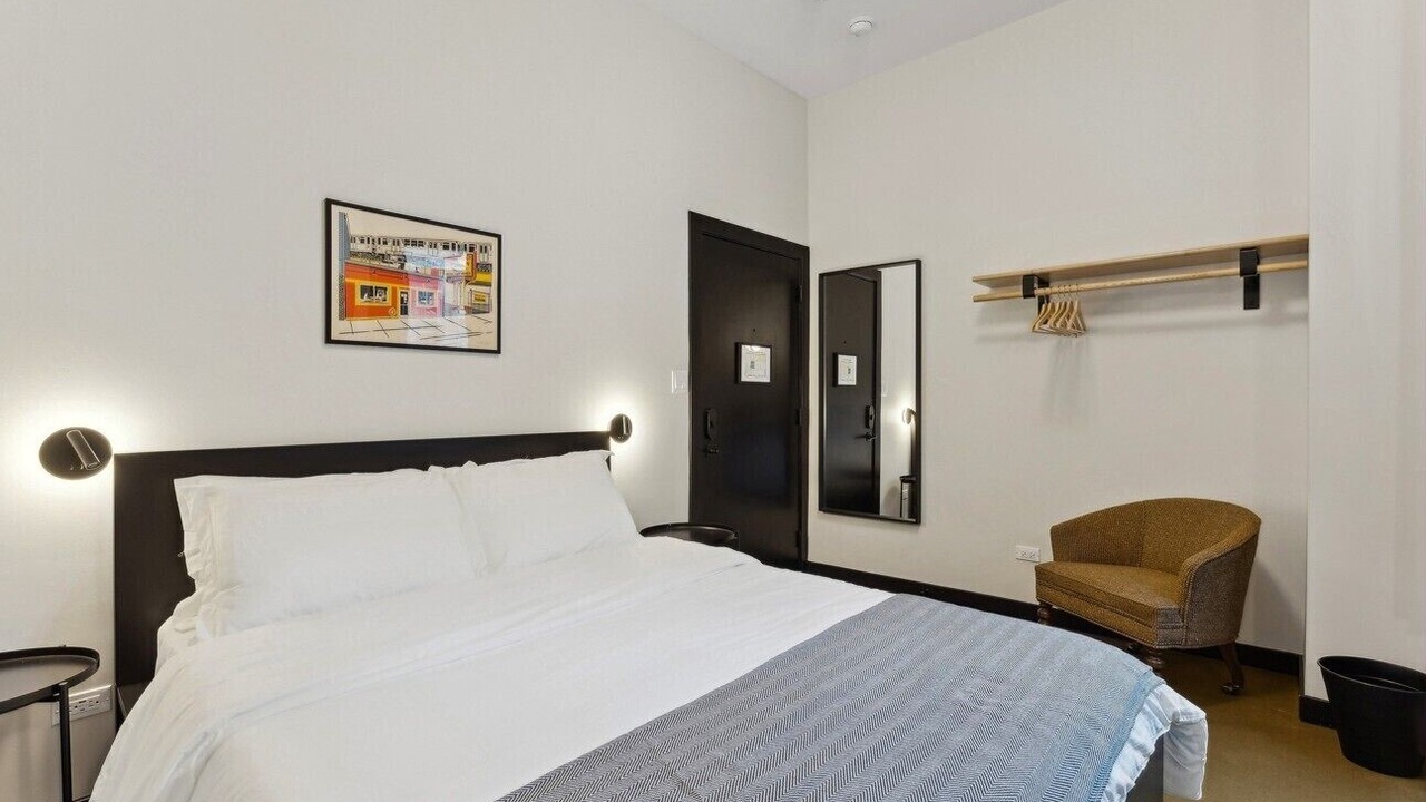 Photo of Bedroom in Palmer Square