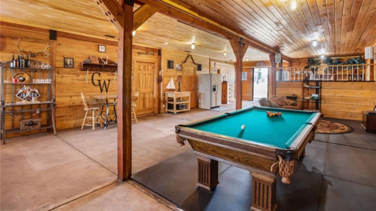 Photo of Bedroom in Victor