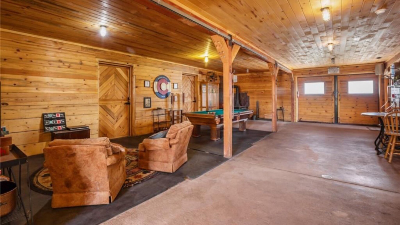Photo of Bedroom in Victor