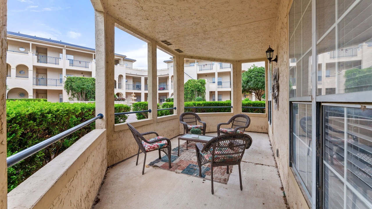 Photo of Patio Balcony in Highland Lake Estates