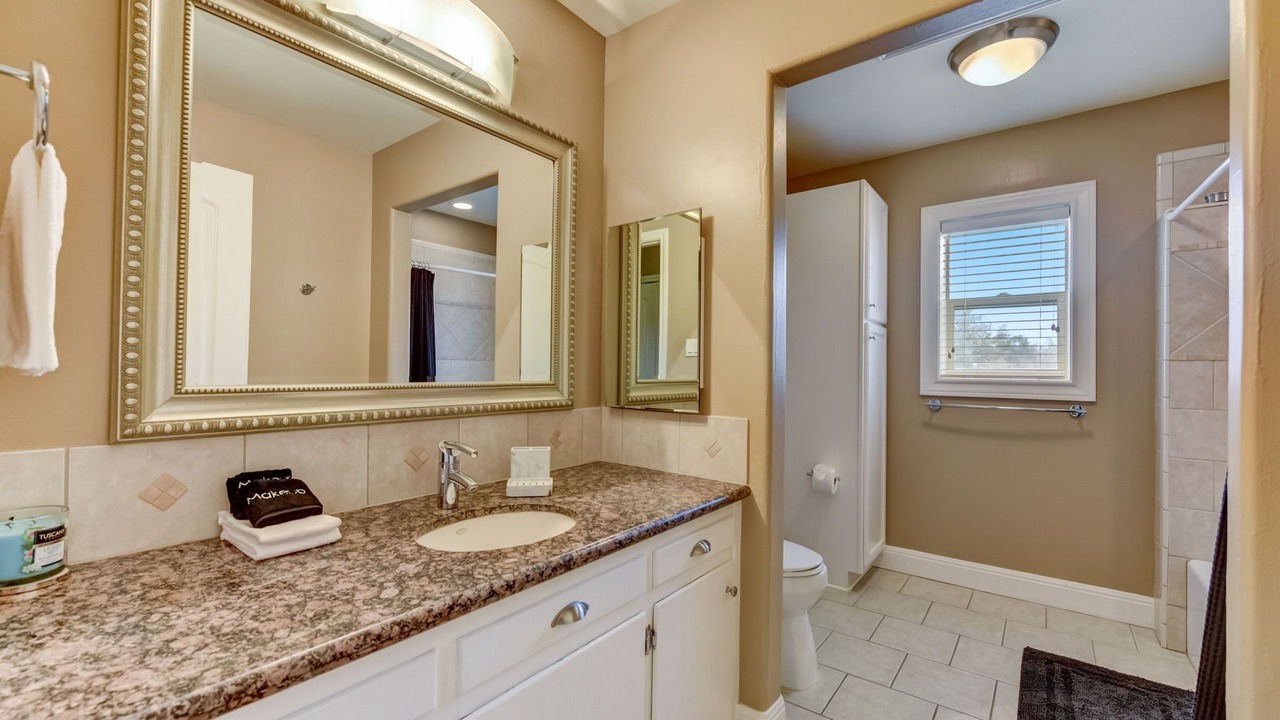 Photo of Bathroom in Granite Shoals