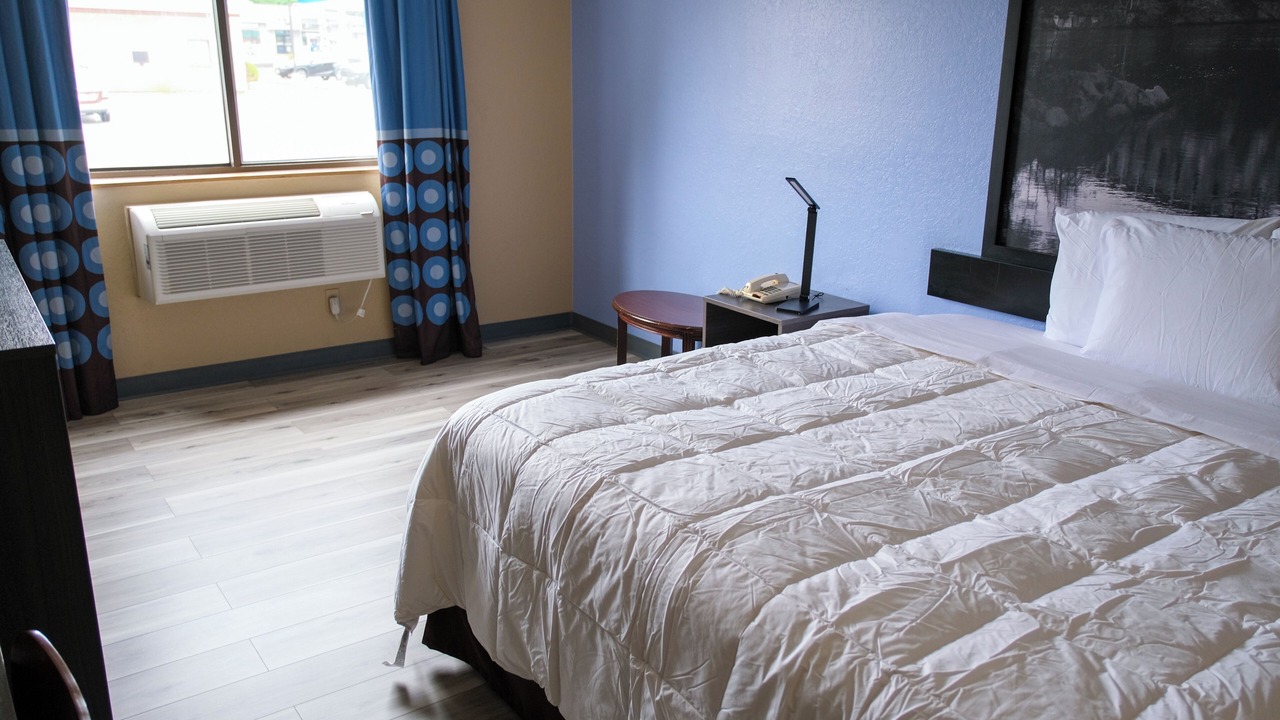 Photo of Bedroom in Gardner