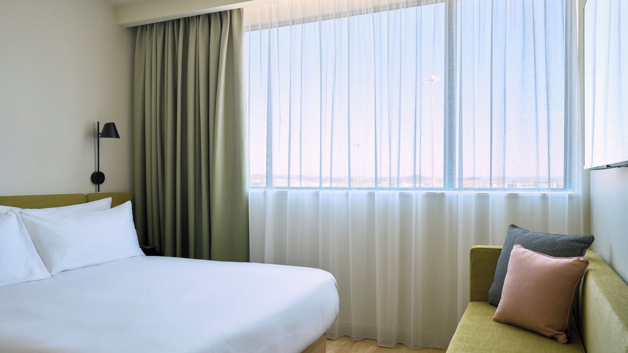 Photo of Bedroom in Colombier-Saugnieu