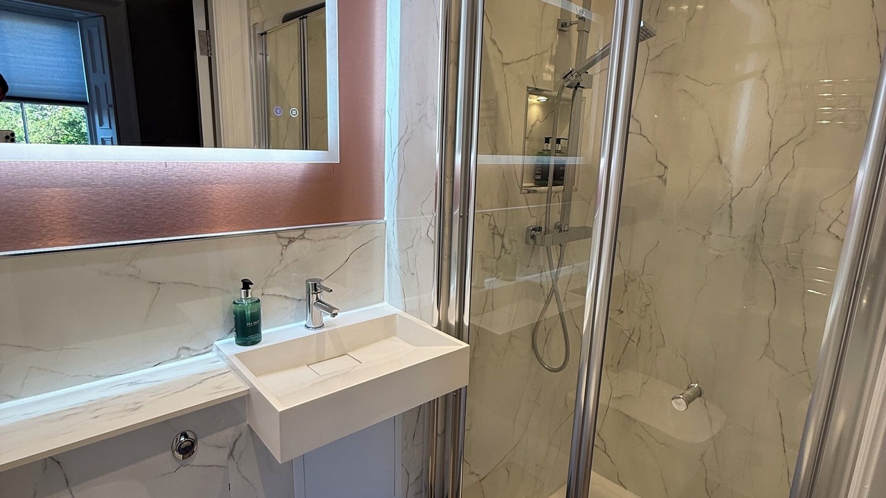 Photo of Others in Linlithgow