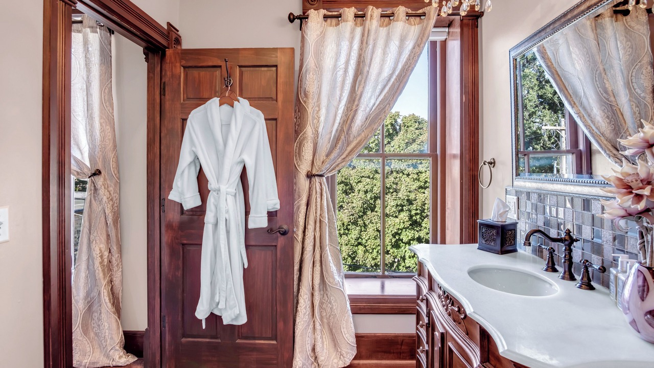 Photo of Bathroom in Marion