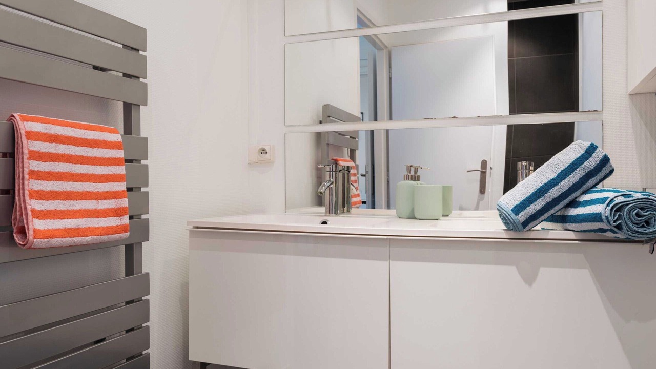 Photo of Bathroom in Moliere Vauban
