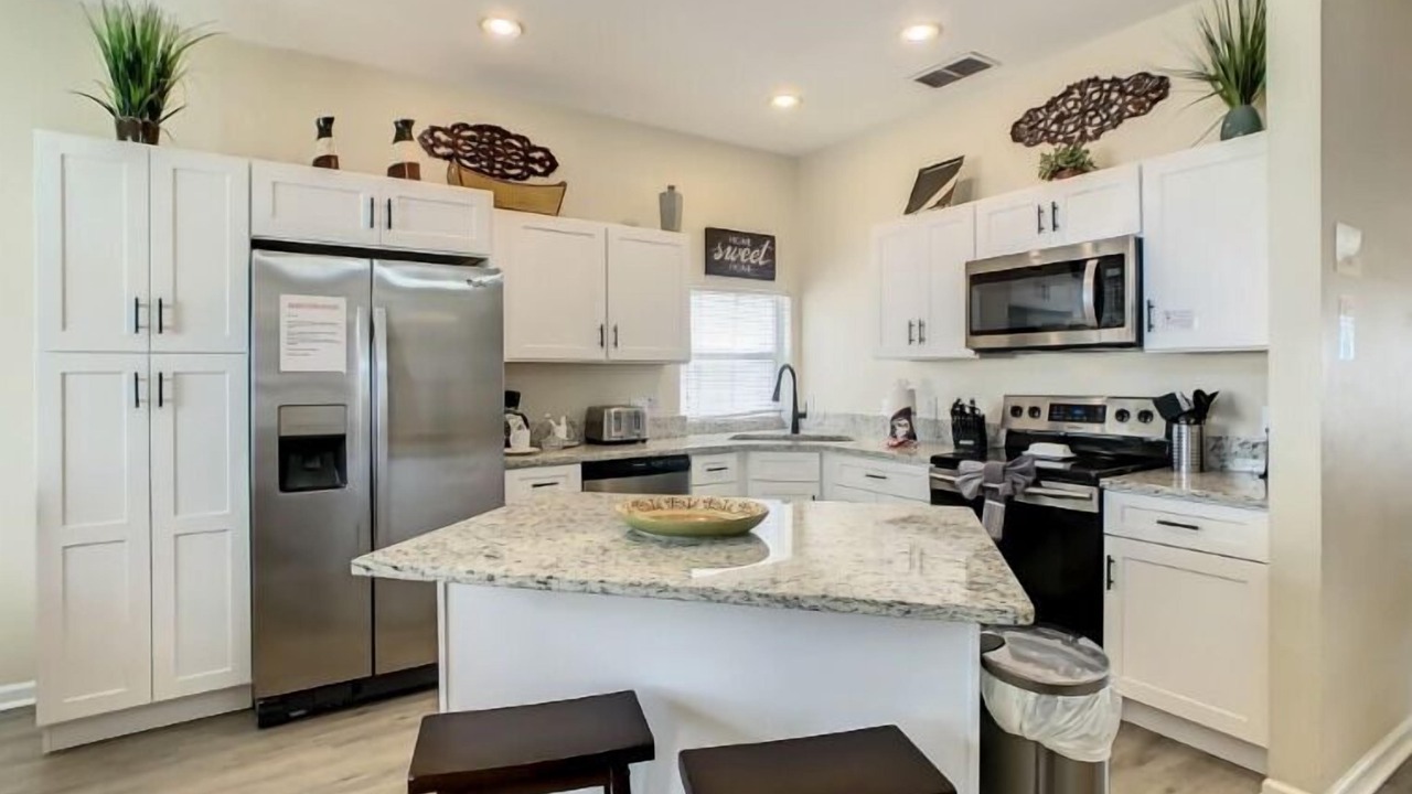 Photo of Others in Windsor Palms