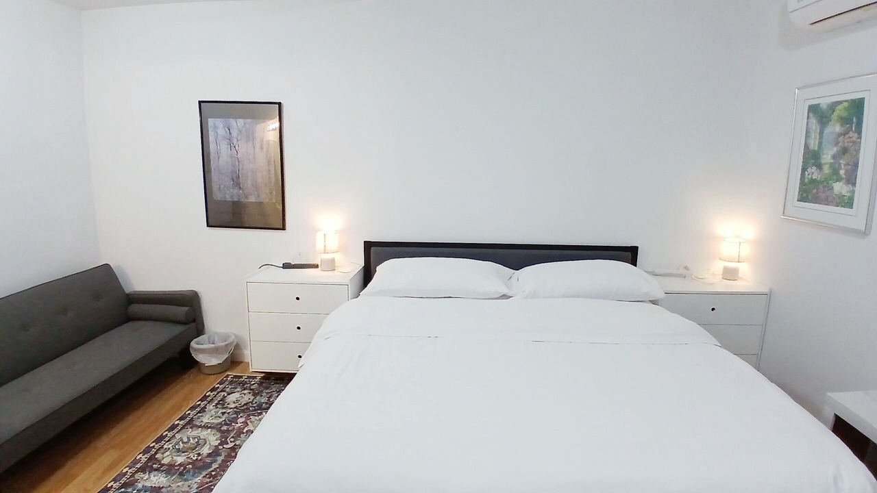 Photo of Bedroom in New London