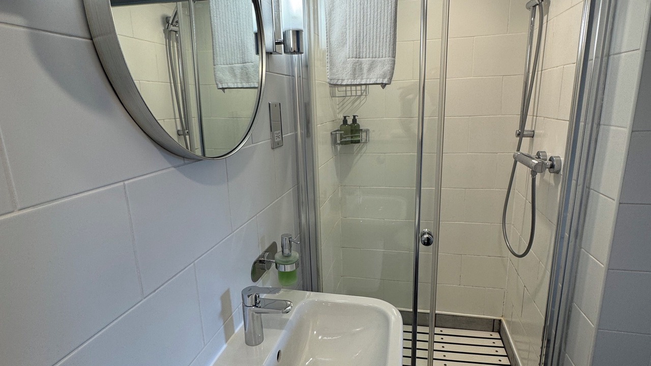 Photo of Bathroom in Hartwell