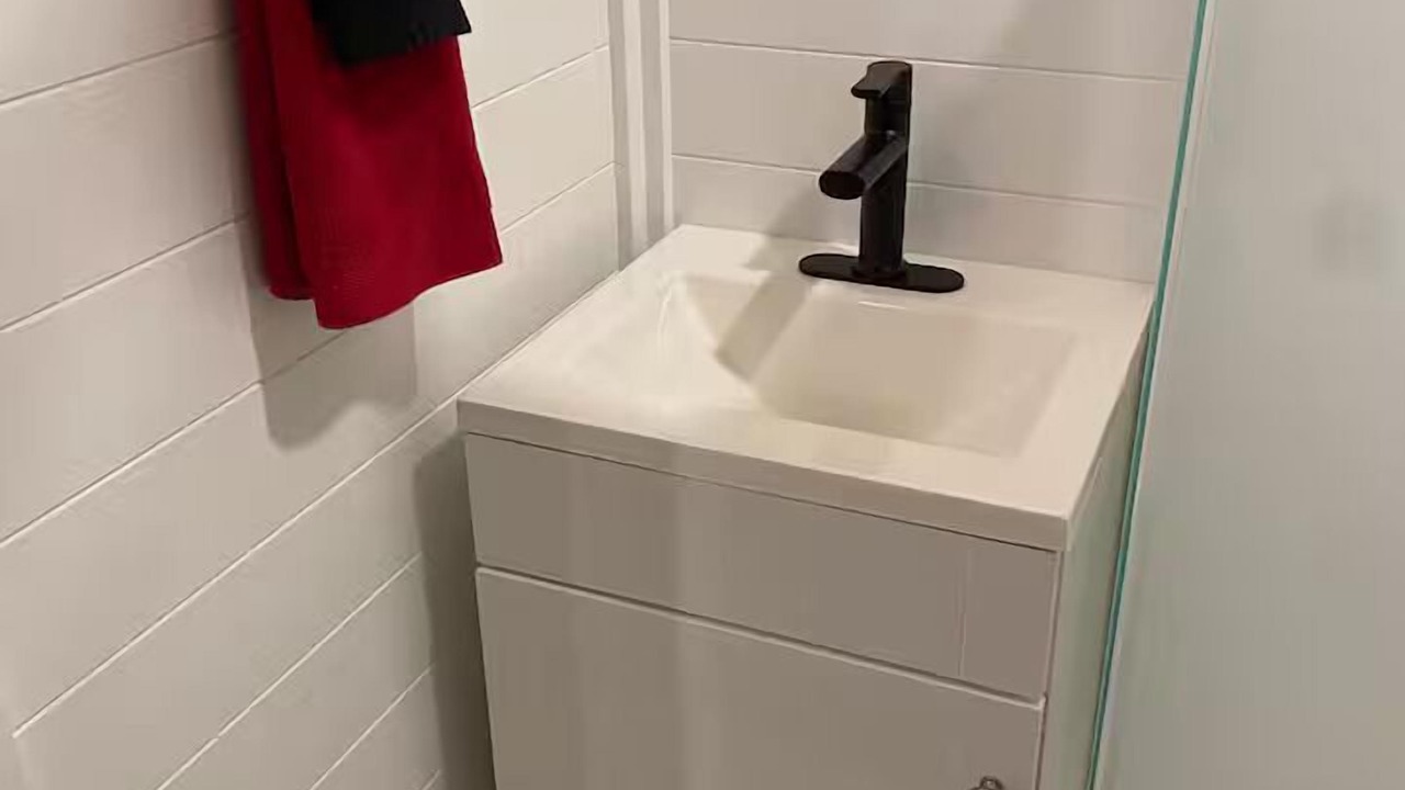 Photo of Bathroom in Romney