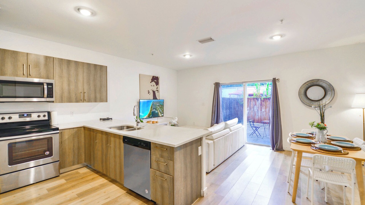 Photo of Kitchen in Golden Glades
