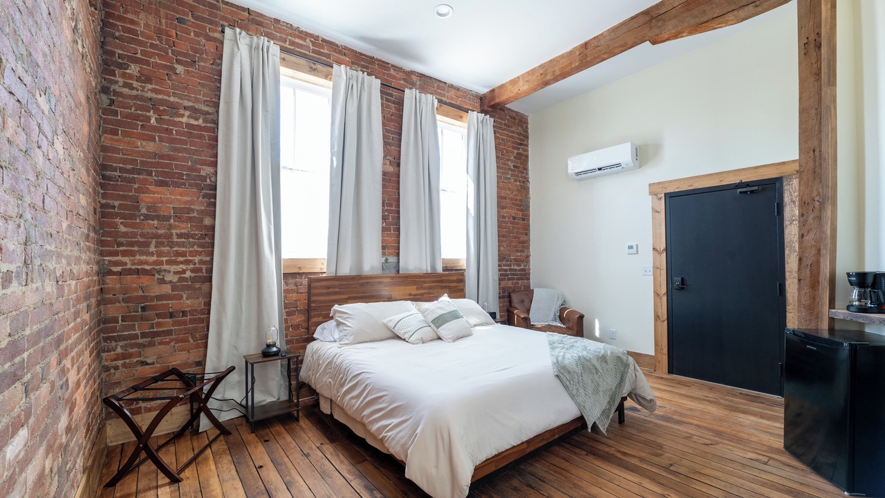 Photo of Others in Versailles