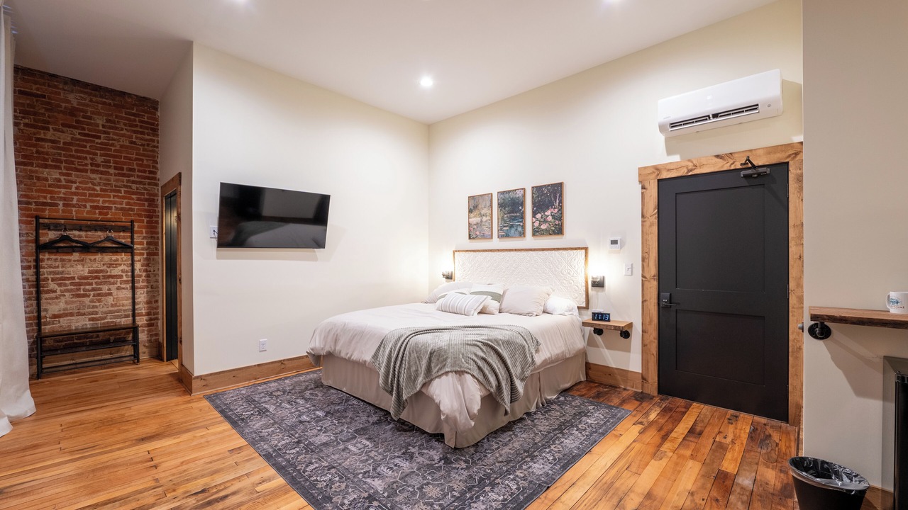 Photo of Bedroom in Versailles