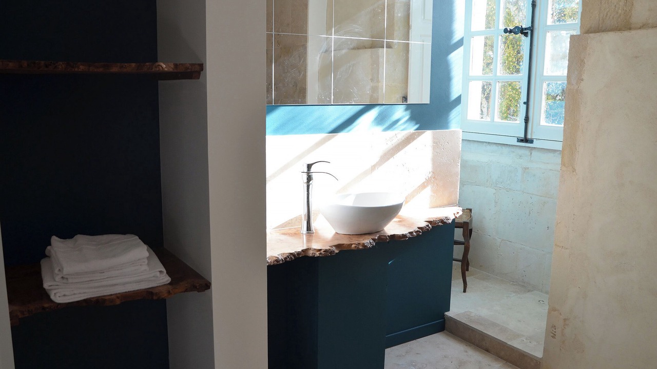 Photo of Bathroom in Saint-Savin