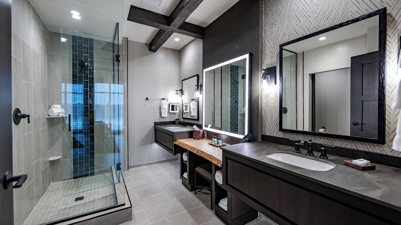 Photo of Bathroom in Broken Bow