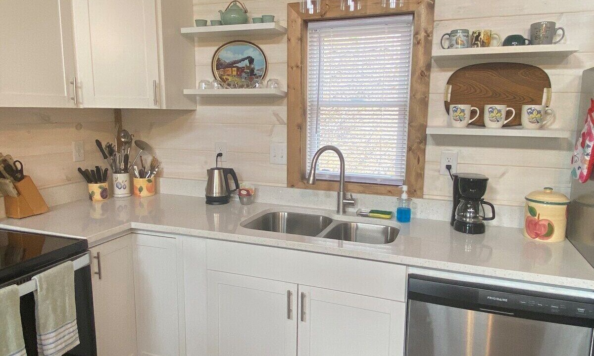 Photo of Bathroom in Linden
