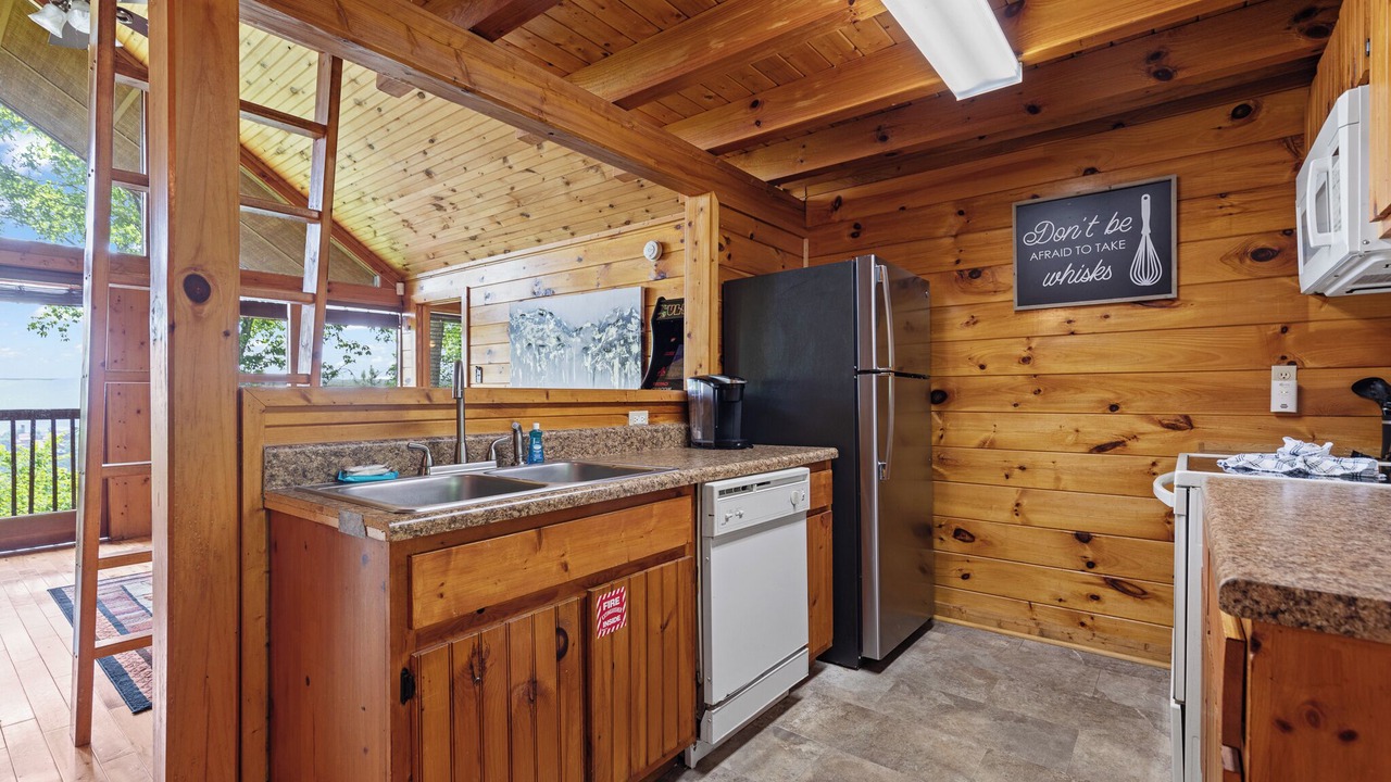 Photo of Kitchen in Gatlinburg - Pigeon Forge