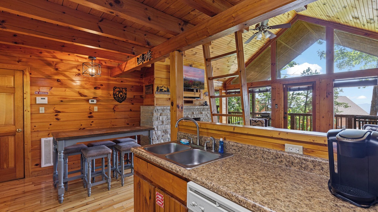 Photo of Kitchen in Gatlinburg - Pigeon Forge