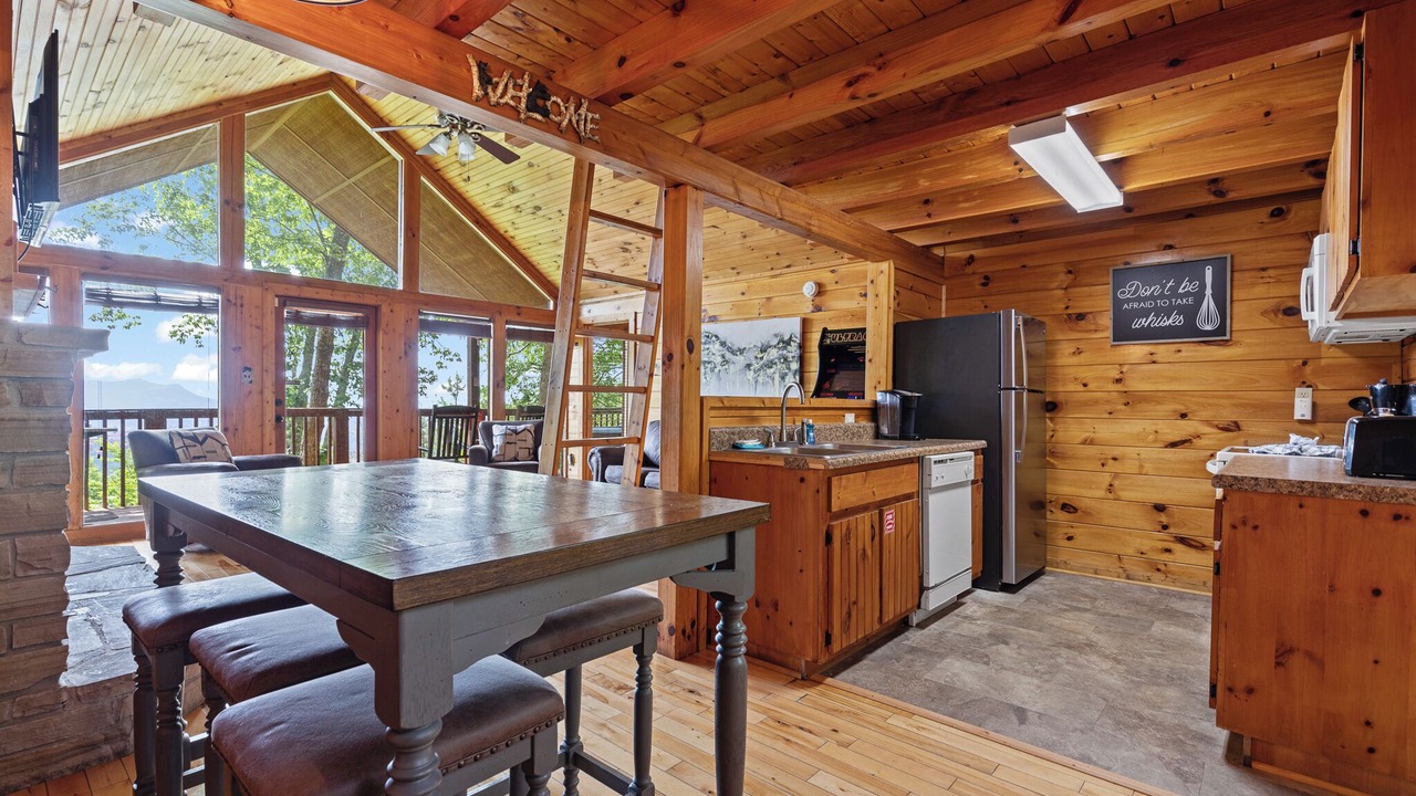 Photo of Patio Balcony in Gatlinburg - Pigeon Forge