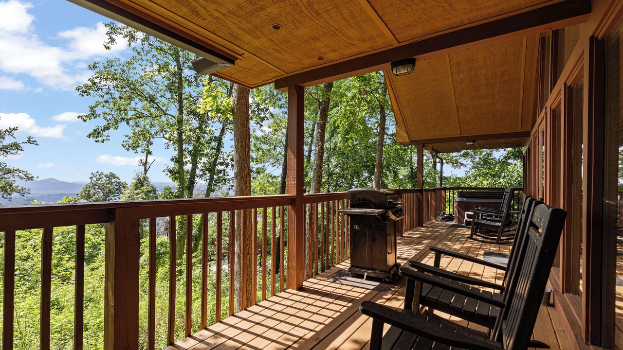 Photo of Patio Balcony in Gatlinburg - Pigeon Forge
