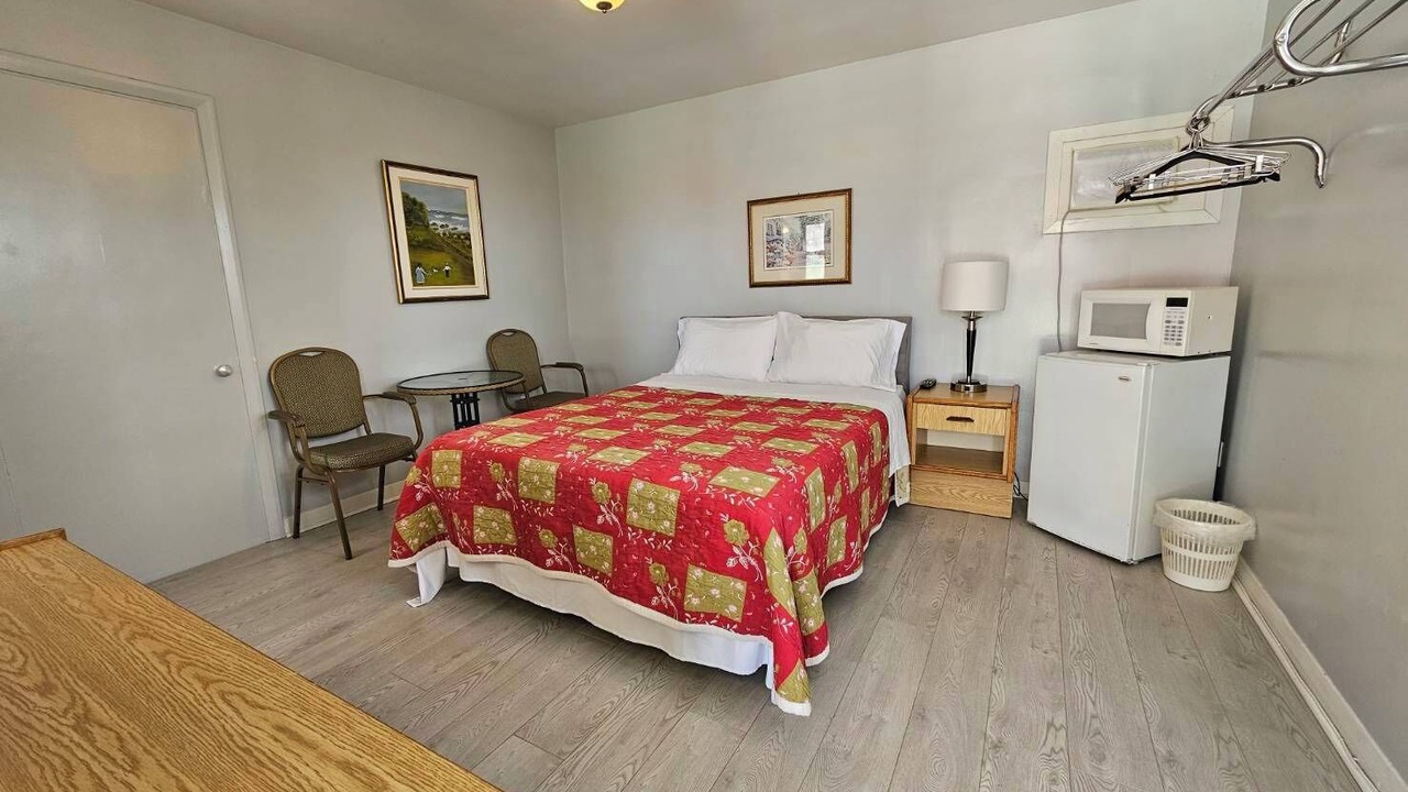 Photo of Bedroom in Mont-St-Hilaire