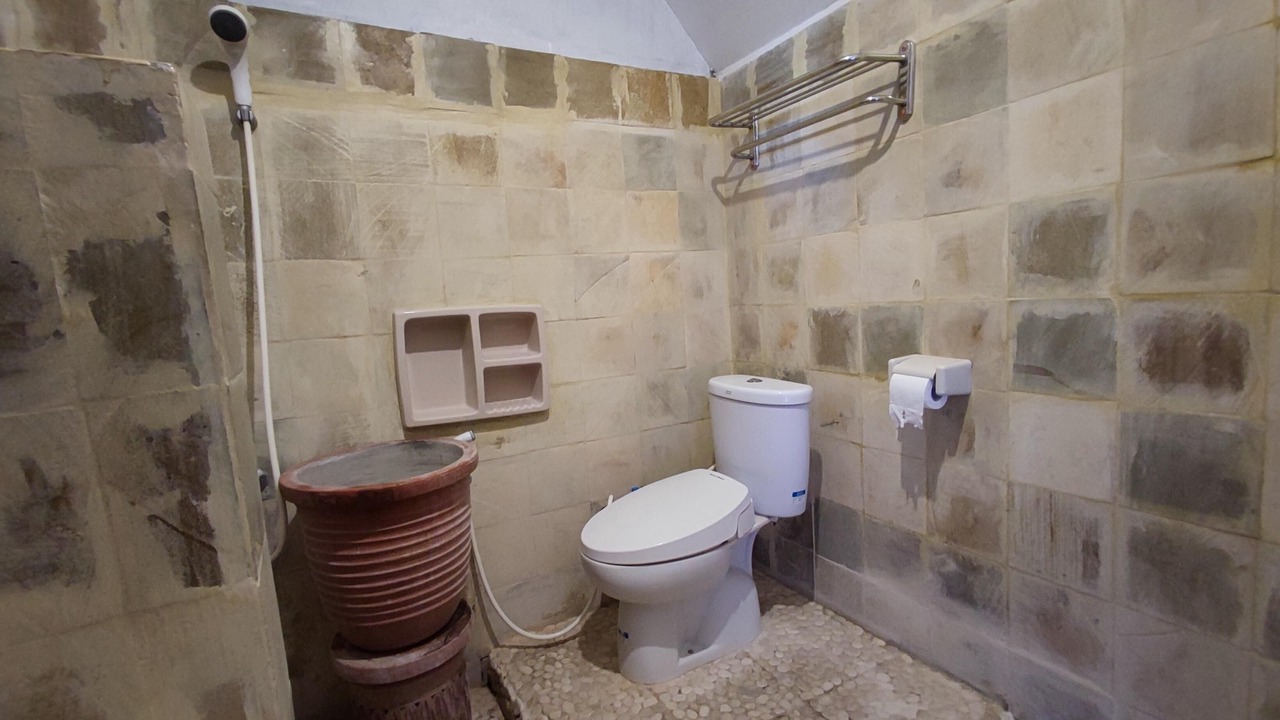 Photo of Bathroom in Kretek