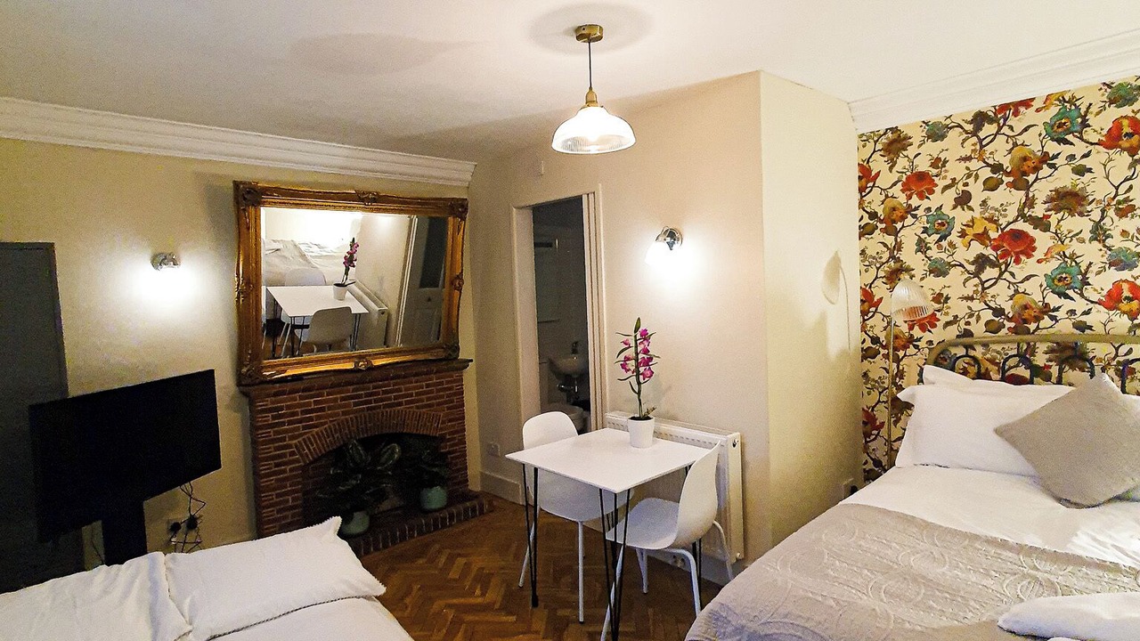 Photo of Outdoor in Stanwell