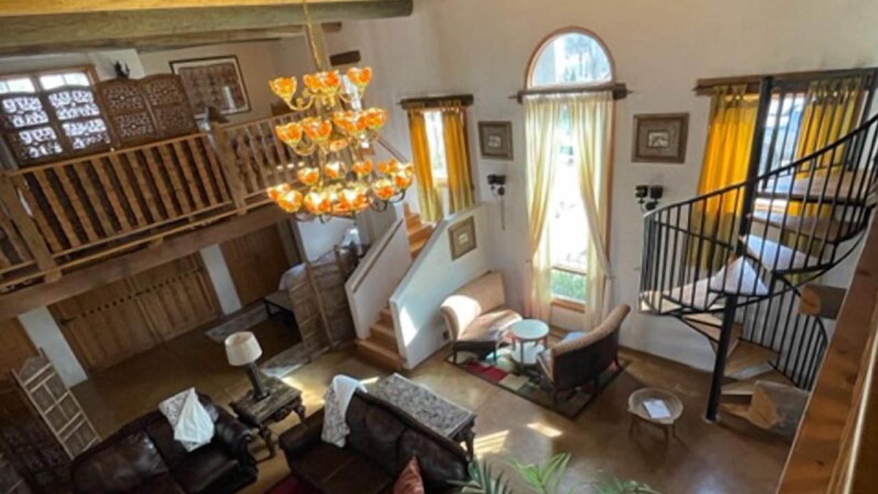 Photo of Livingroom in Los Ranchos de Albuquerque