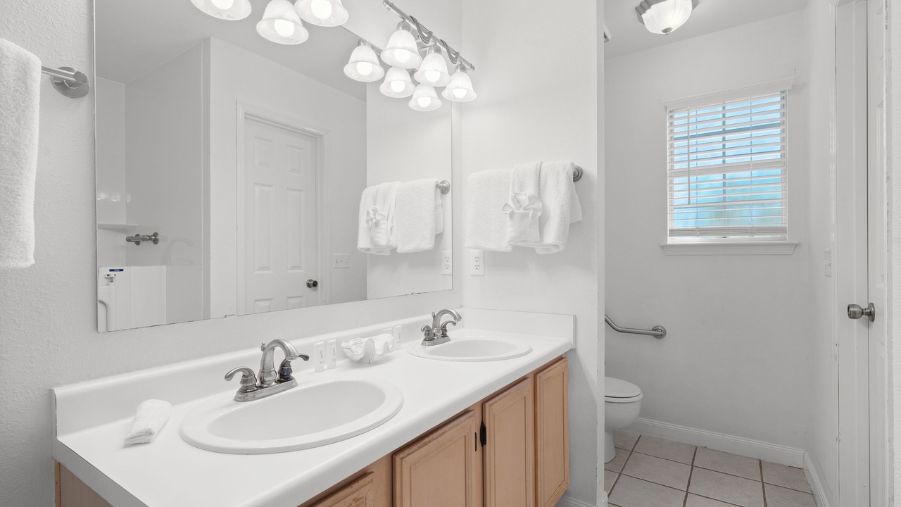 Photo of Bathroom in Ono Island