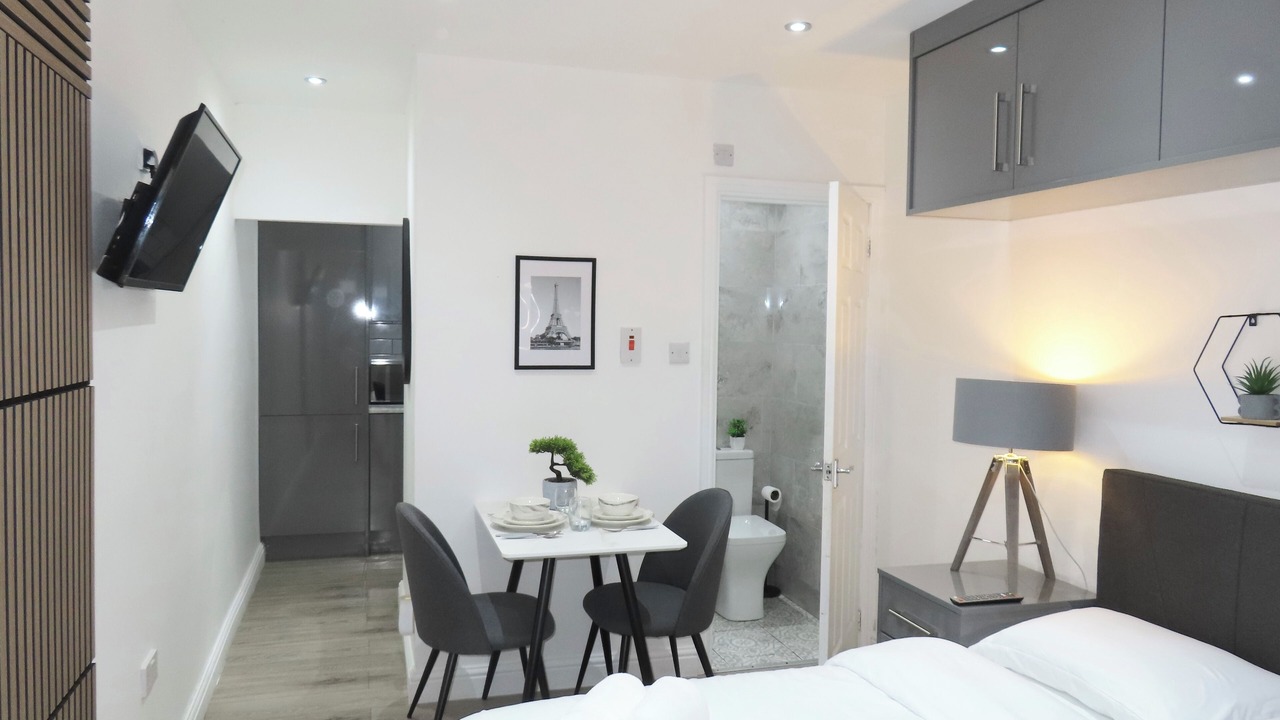 Photo of Others in Sheldon