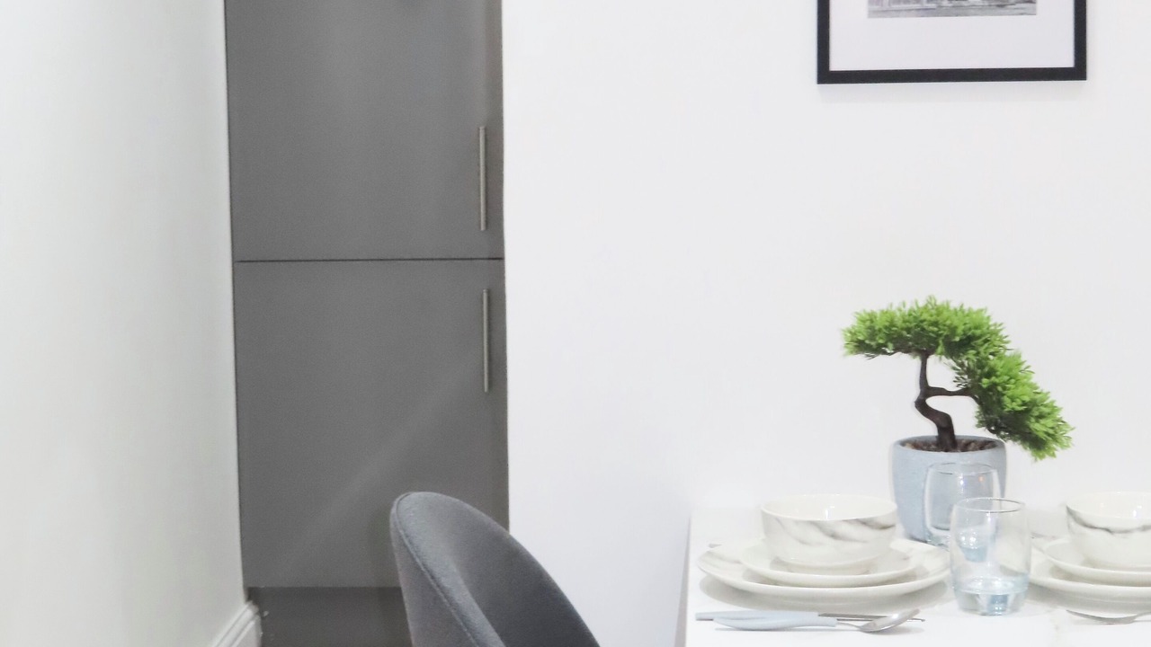 Photo of Bedroom in Sheldon