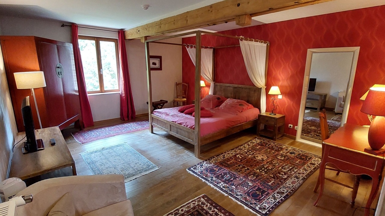 Photo of Bedroom in Fontaine-les-Vervins