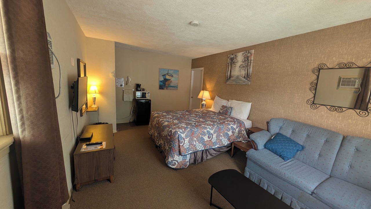 Photo of Bedroom in Barry's Bay