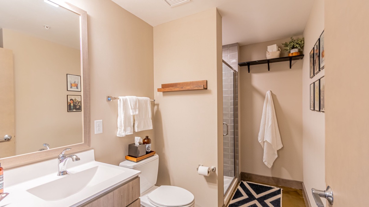 Photo of Bathroom in Warehouse District