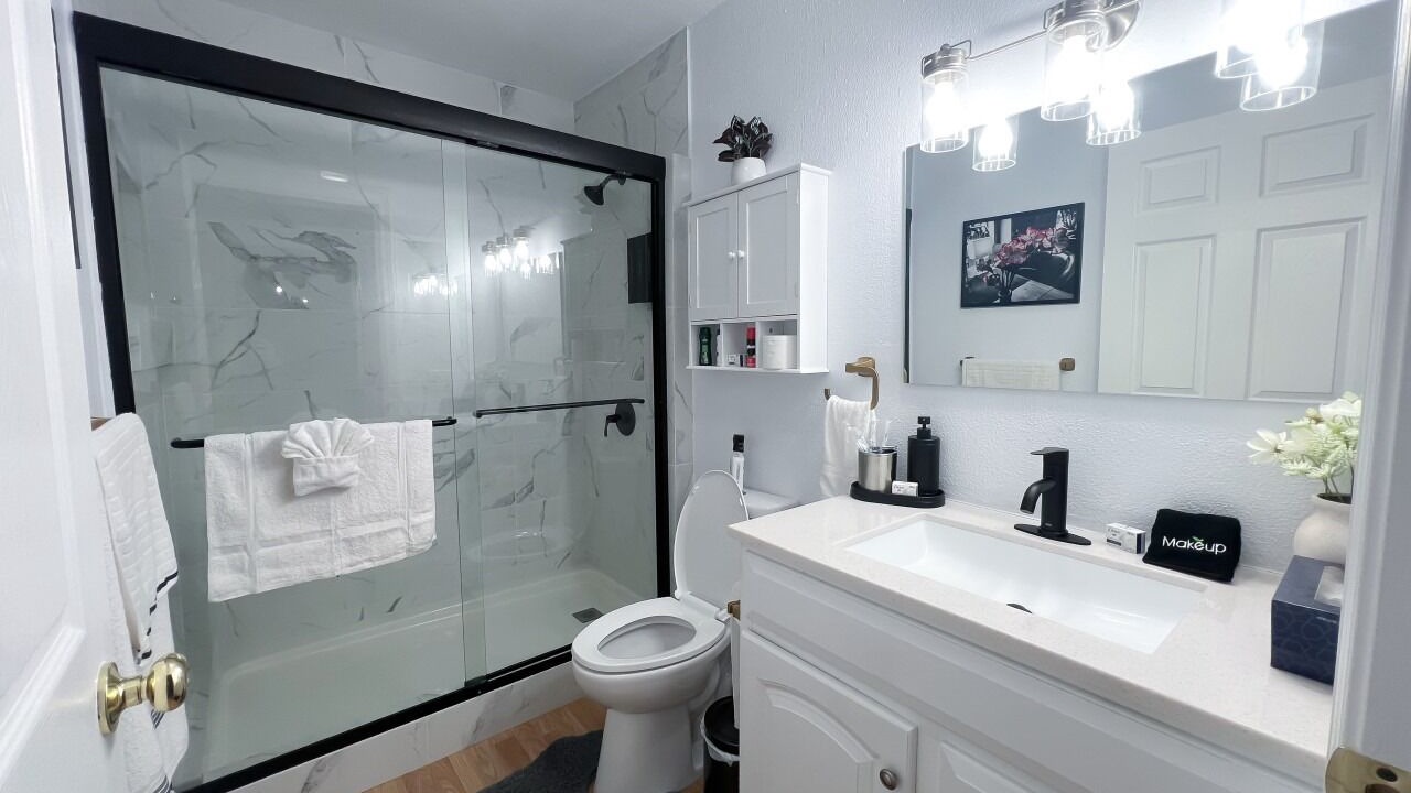Photo of Bathroom in St. Robert
