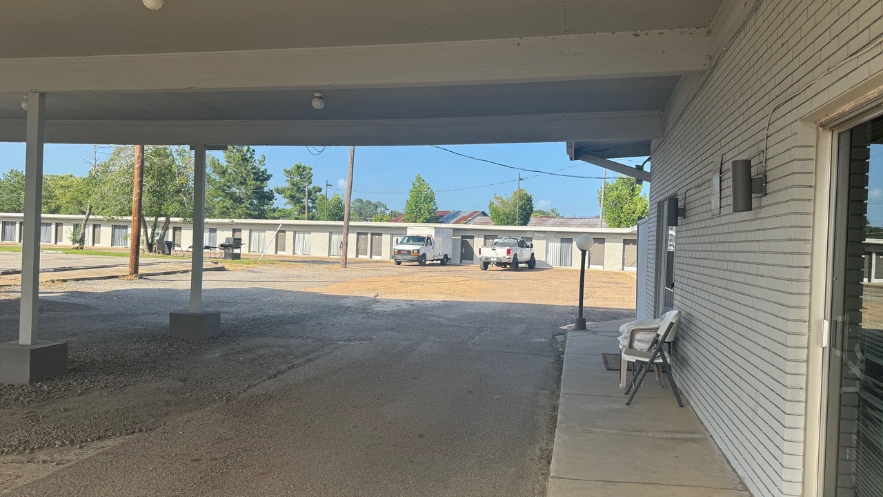 Photo of Outdoor in Springhill