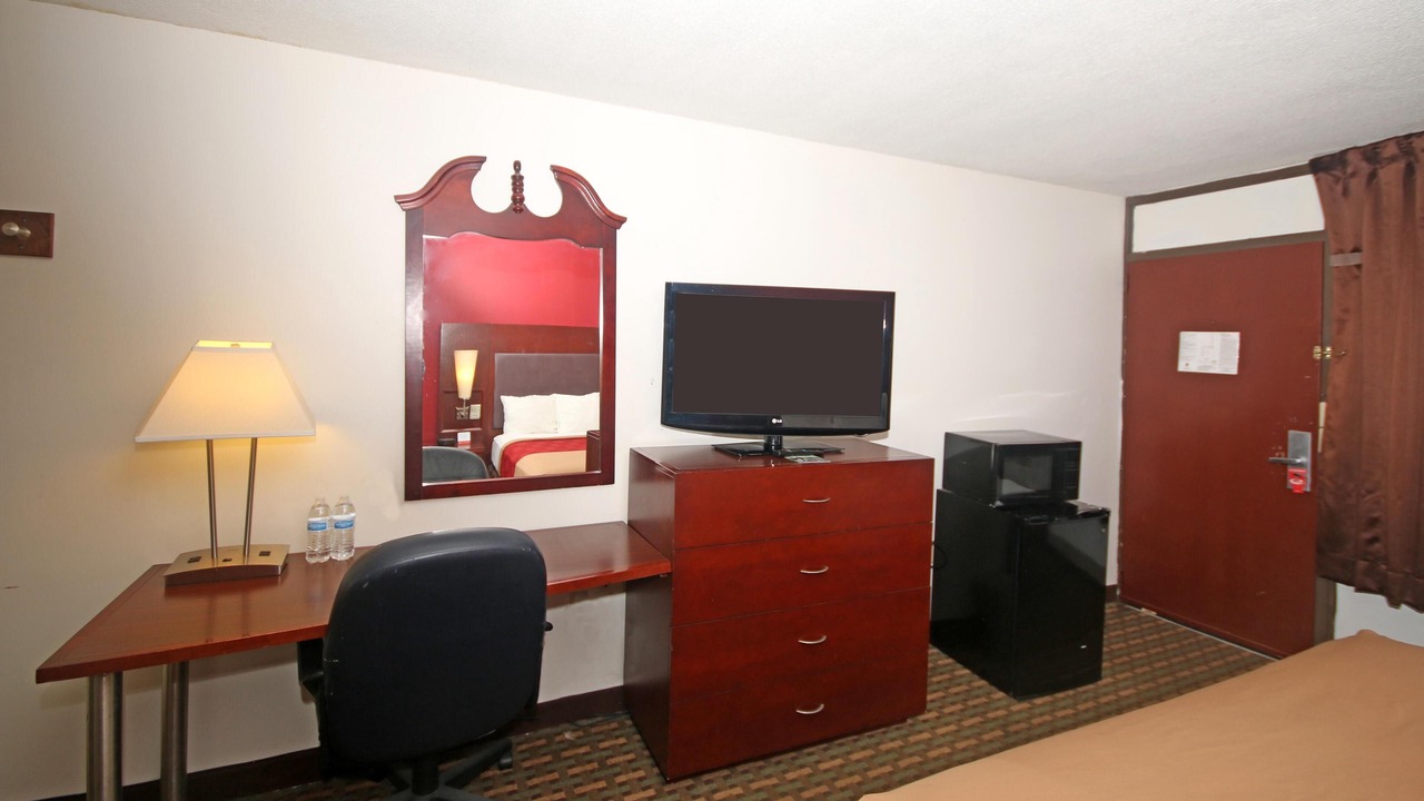 Photo of Bedroom in Pilot Mountain