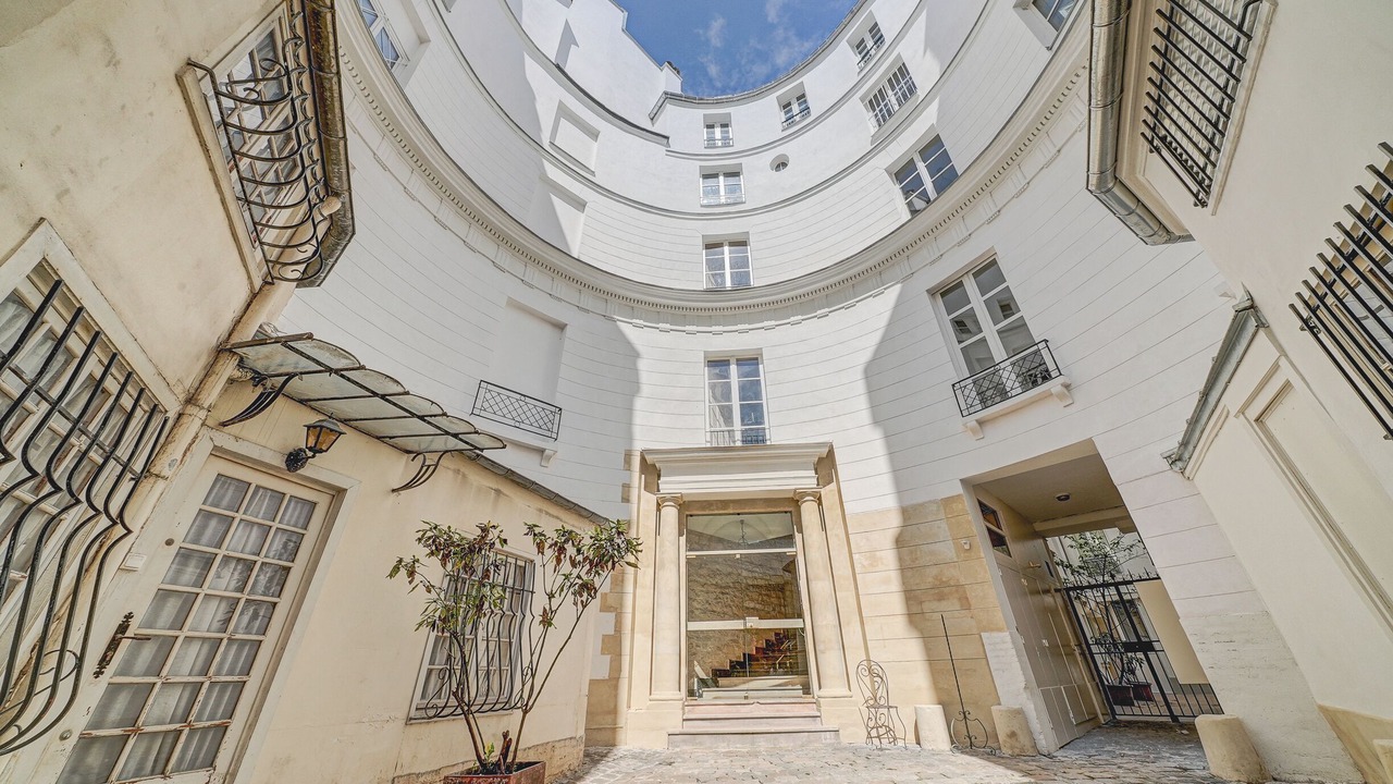 Photo of Others in Quartier de la Folie-Mericourt