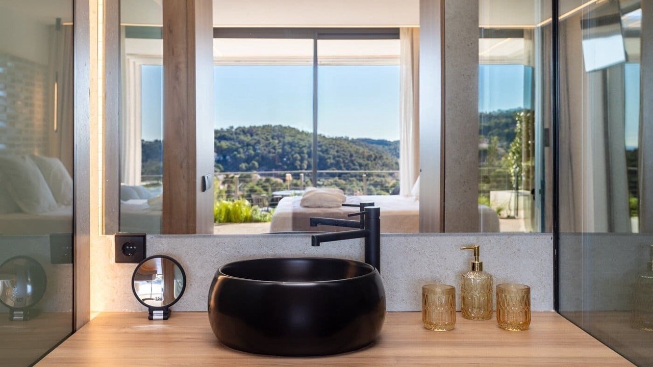 Photo of Bathroom in Serra