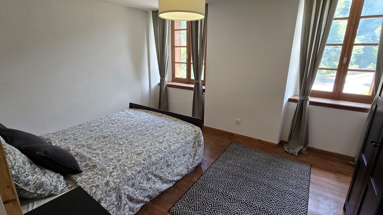 Photo of Others in Biert