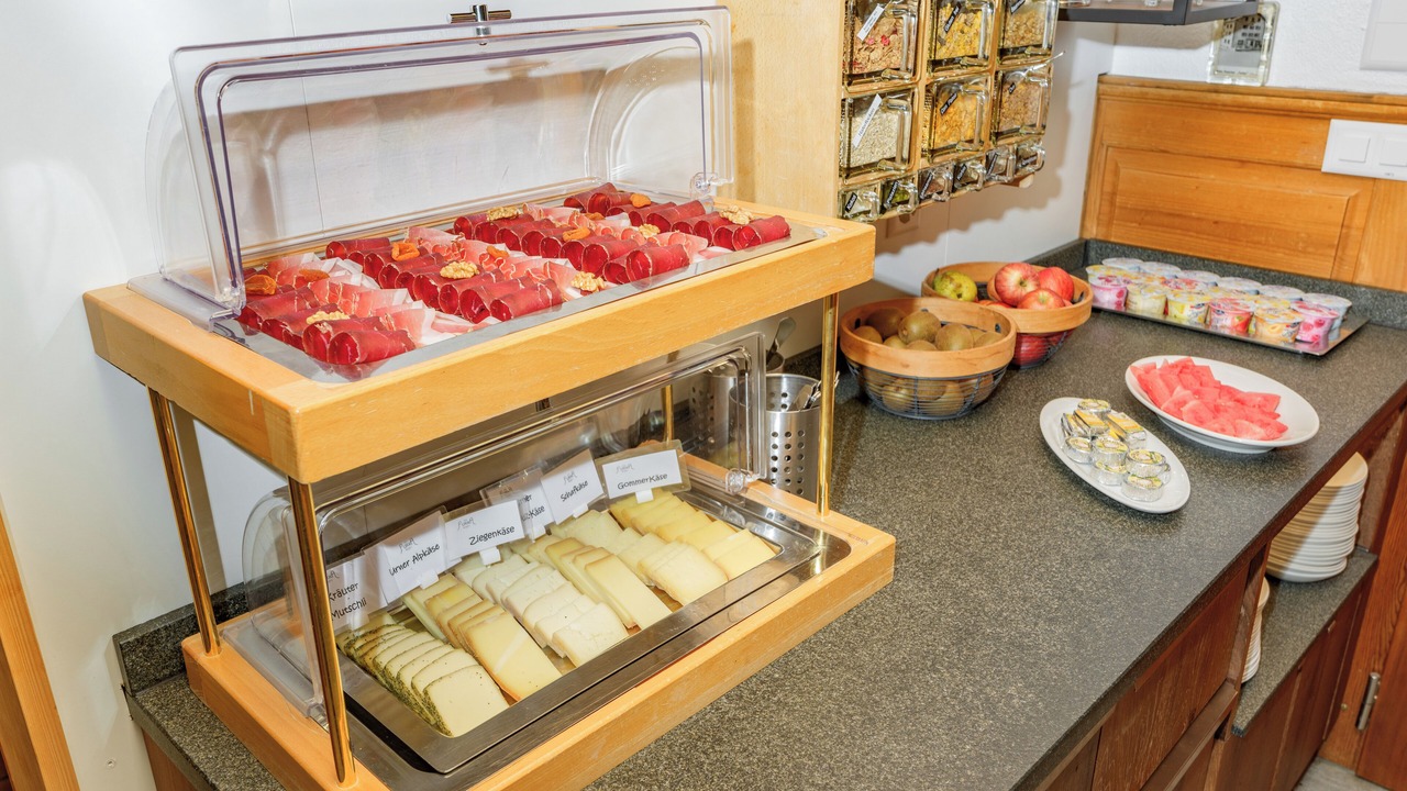 Photo of Others in Oberwald