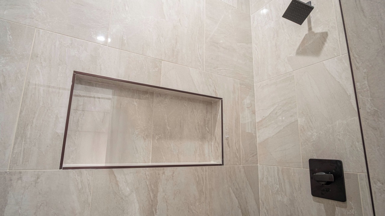 Photo of Bathroom in Nevada Street