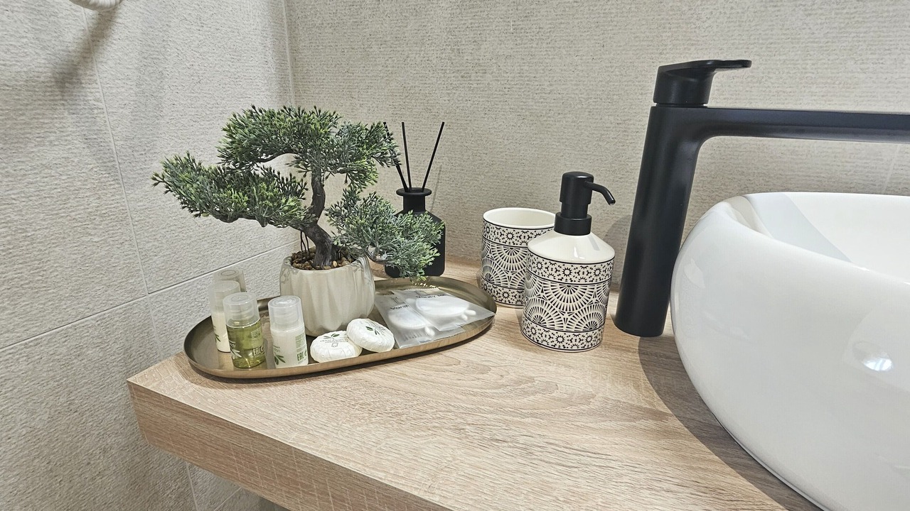 Photo of Bathroom in Pile