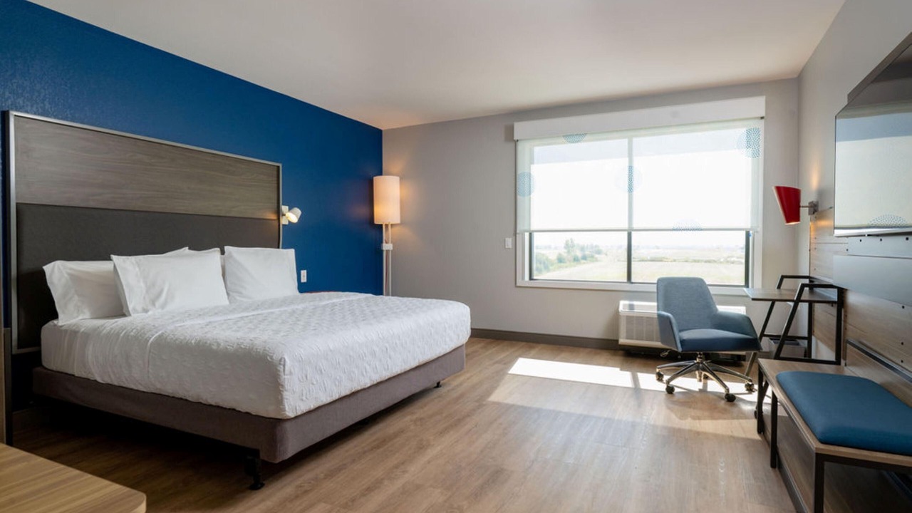 Photo of Others in Grimes